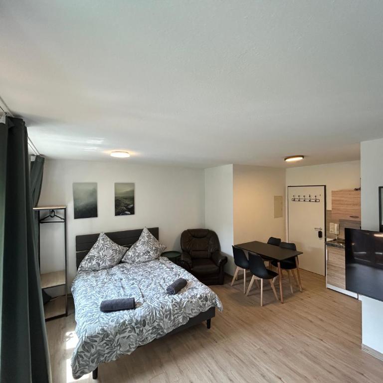 Cobblestone Studios Altstadt Nürnberg - Chambre Familiale avec Balcon - 15