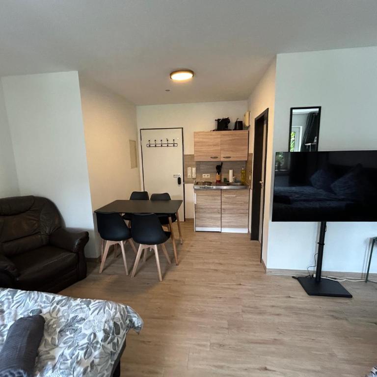 Cobblestone Studios Altstadt Nürnberg - Chambre Familiale avec Balcon - 18
