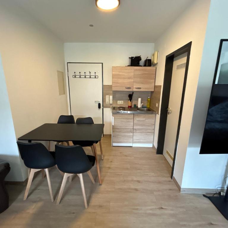 Cobblestone Studios Altstadt Nürnberg - Chambre Familiale avec Balcon - 21