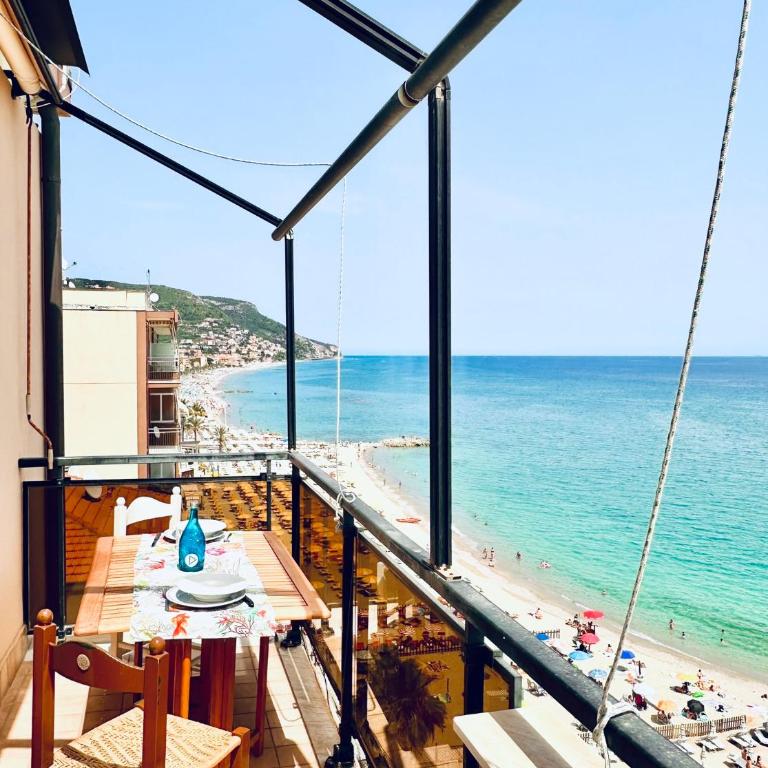 Hostdomus - Mare Suite - Appartamento con 1 Camera da Letto - 9