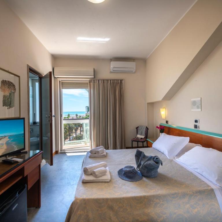 Hotel Soraya - Camera Matrimoniale con Vista Mare - 1