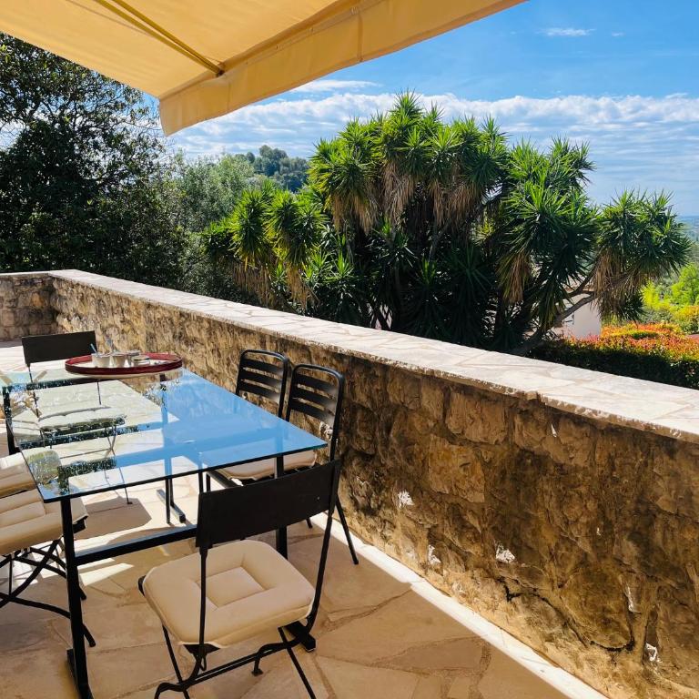 Appartement de charme dans villa avec jacuzzi - Appartement 3 Chambres - 2