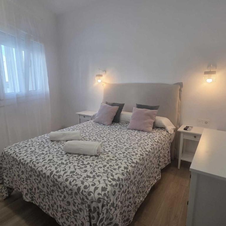 Apartamento con Vistas al Mar y Rooftop privado F4 - Two-Bedroom Apartment - 18