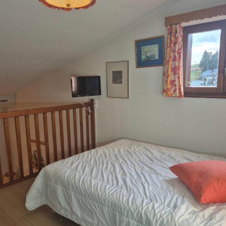 Duplex 4 personnes au Revard Ski soleil & commerces au pied de la rés - Appartement - 13