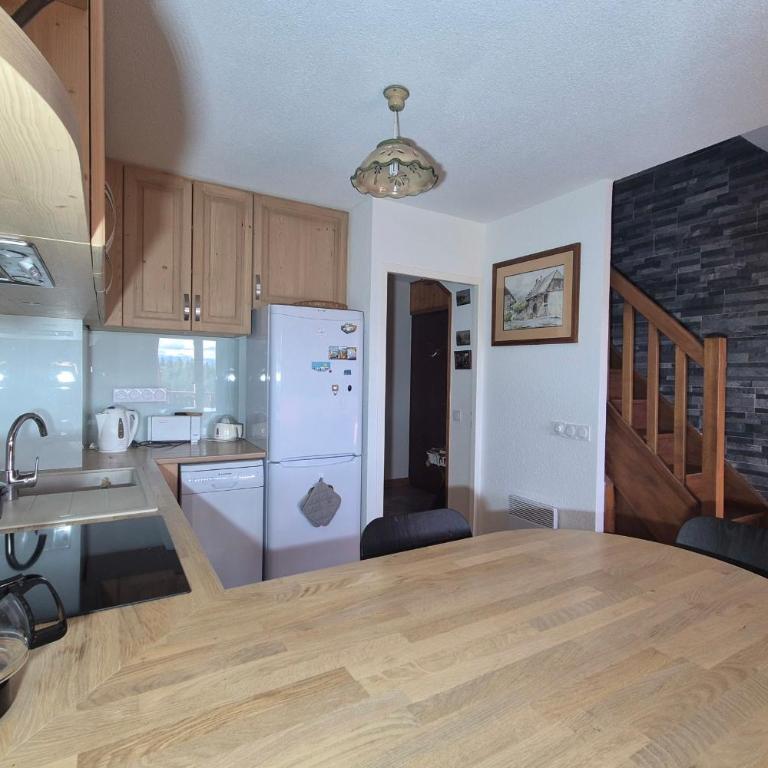 Duplex 4 personnes au Revard Ski soleil & commerces au pied de la rés - Appartement - 19