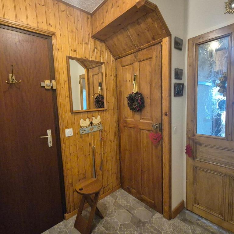Duplex 4 personnes au Revard Ski soleil & commerces au pied de la rés - Appartement - 21