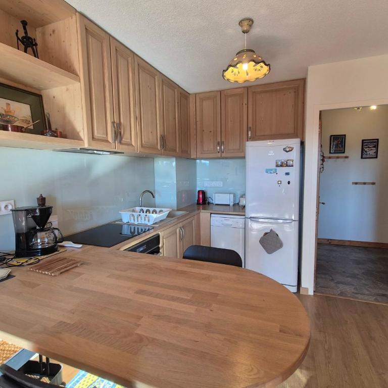 Duplex 4 personnes au Revard Ski soleil & commerces au pied de la rés - Appartement - 4