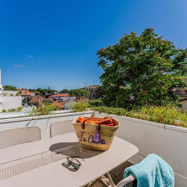 Appartement Perlières 1-Arcachon - Appartement Supérieur - Vue sur Ville - 1