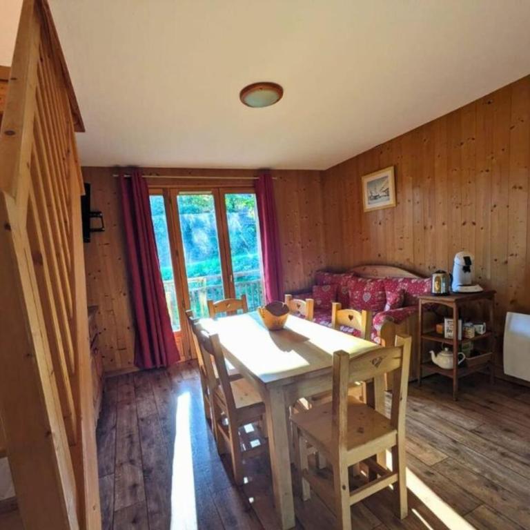 Chalet MÖKI accès piscine sauna - Ferienhaus - 10