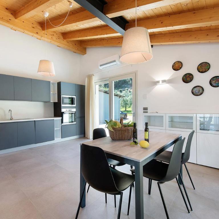 Agriturismo Casa Irma - Appartamento Deluxe con 2 Camere da Letto e Vista Giardino - 9