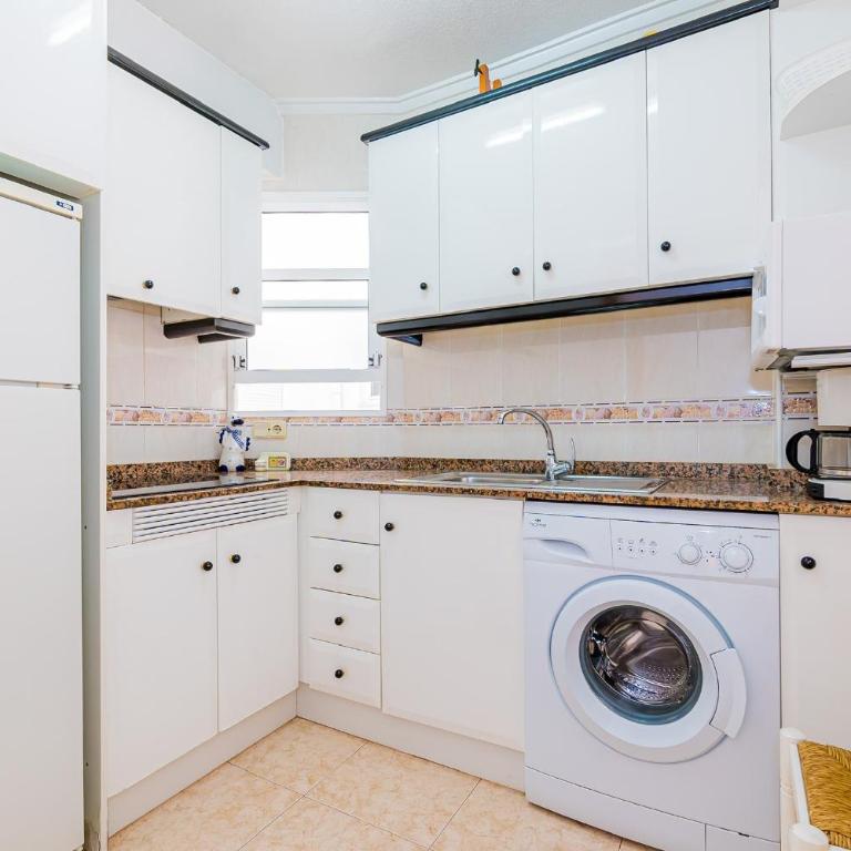 Apartamento Playa Capitan - Apartment mit 2 Schlafzimmern und Balkon - 10