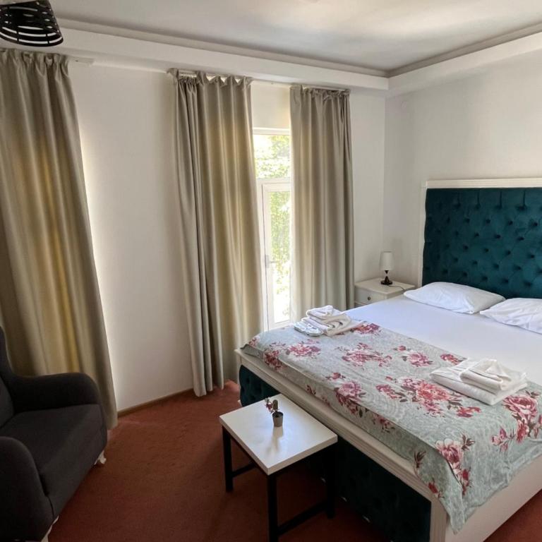Diamond Hotel & Restaurant Ulcinj - Deluxe Doppelzimmer - 2