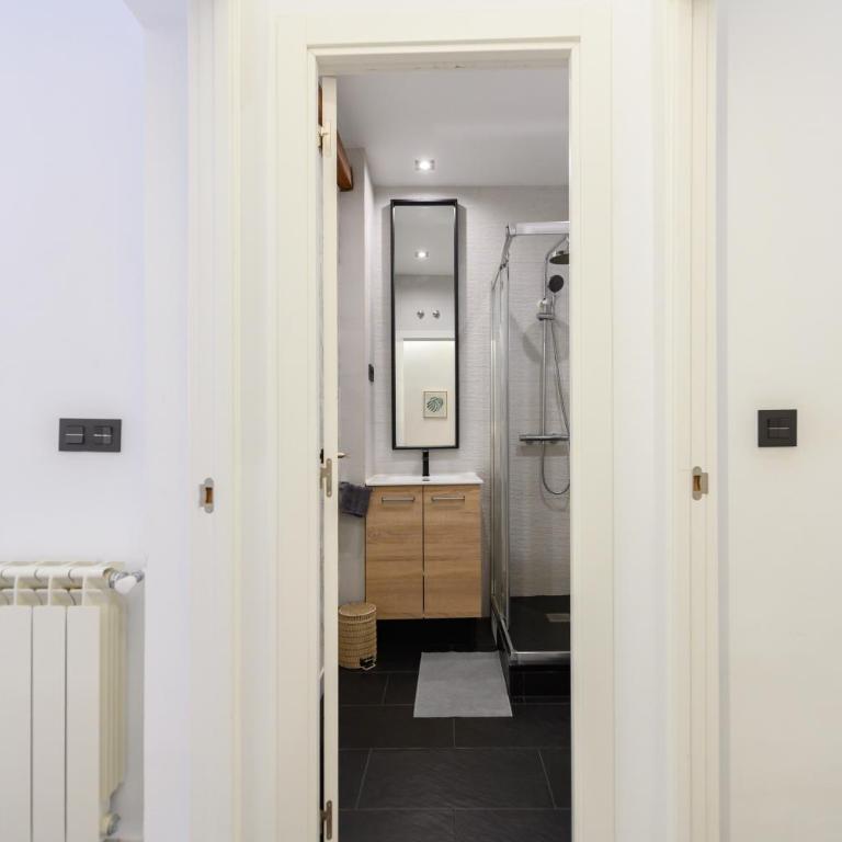 TET263D - Piso de 2 dormitorios y terraza en el Centro de Madrid - Alquiler temporal - Apartamento de 2 dormitorios - 28
