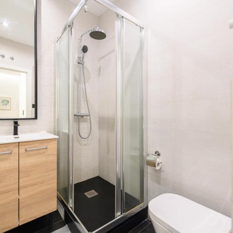 TET263D - Piso de 2 dormitorios y terraza en el Centro de Madrid - Alquiler temporal - Apartamento de 2 dormitorios - 34