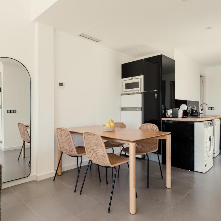 Attico - Maritim - Appartement 2 Chambres avec Terrasse et Vue sur la Mer - 14