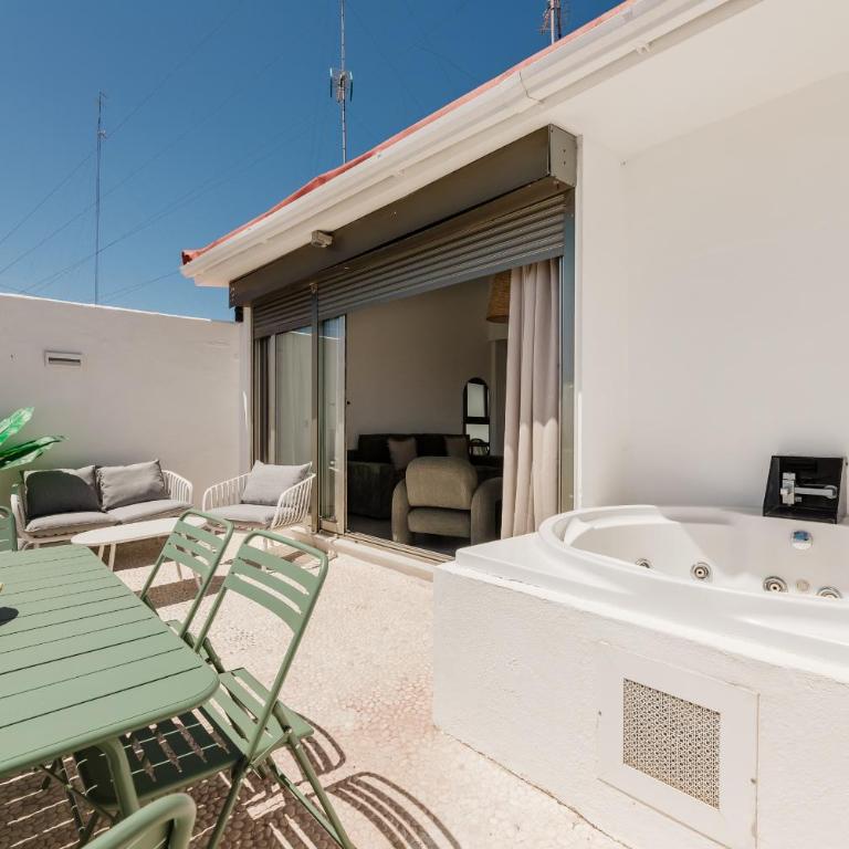 Attico - Maritim - Appartement 2 Chambres avec Terrasse et Vue sur la Mer - 2