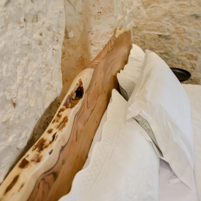 Borgo Pascarosa - Habitación con cama grande y bañera de hidromasaje - 16
