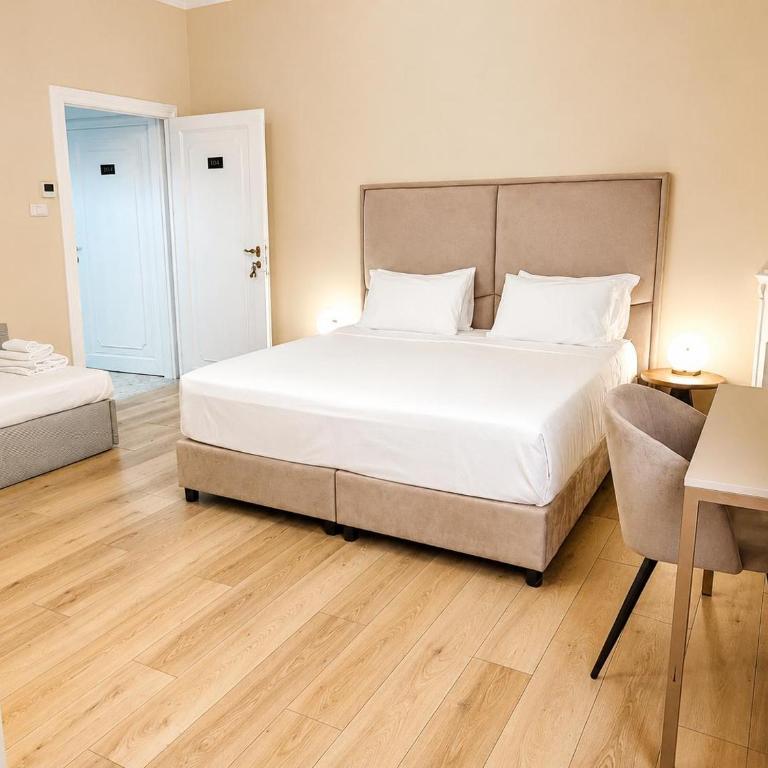 Boboli Living - Chambre Triple - 2