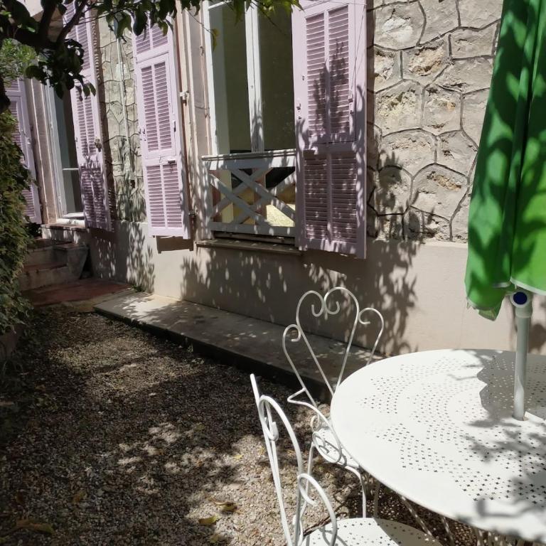 Charmant 2 pieces, proche plage, commerces, restaurants - Appartement 2 Chambres - 3
