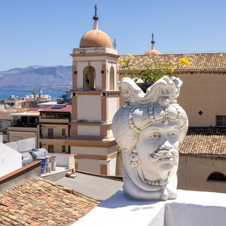 Palazzo Sorge - Sicilian Charm - Camera Queen con Balcone - 3