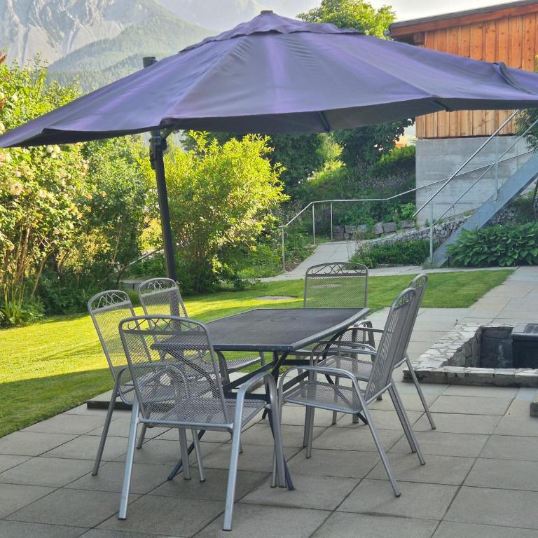 Chasa Aquileia Engadin Scuol - Bergblick, 6 Pers, zentral, Terrasse, Gratisparken - Apartment mit Blick auf die Berge - 56