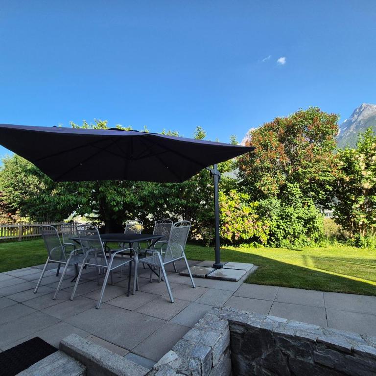 Chasa Aquileia Engadin Scuol - Bergblick, 6 Pers, zentral, Terrasse, Gratisparken - Apartment mit Blick auf die Berge - 14