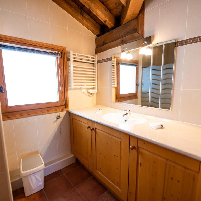 Chalet cinq pièces pour huit personnes - Maison de Vacances - 9
