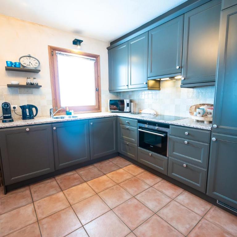 Chalet six pièces pour 12 personnes - Maison de Vacances - 5