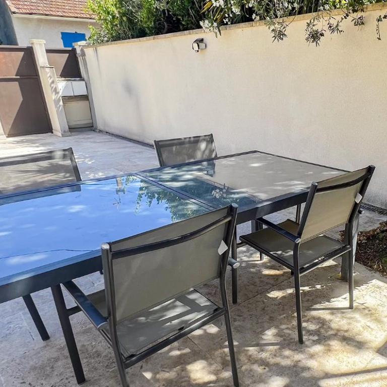 AC - Parking included - Near the city wall - Maison 2 Chambres - 15
