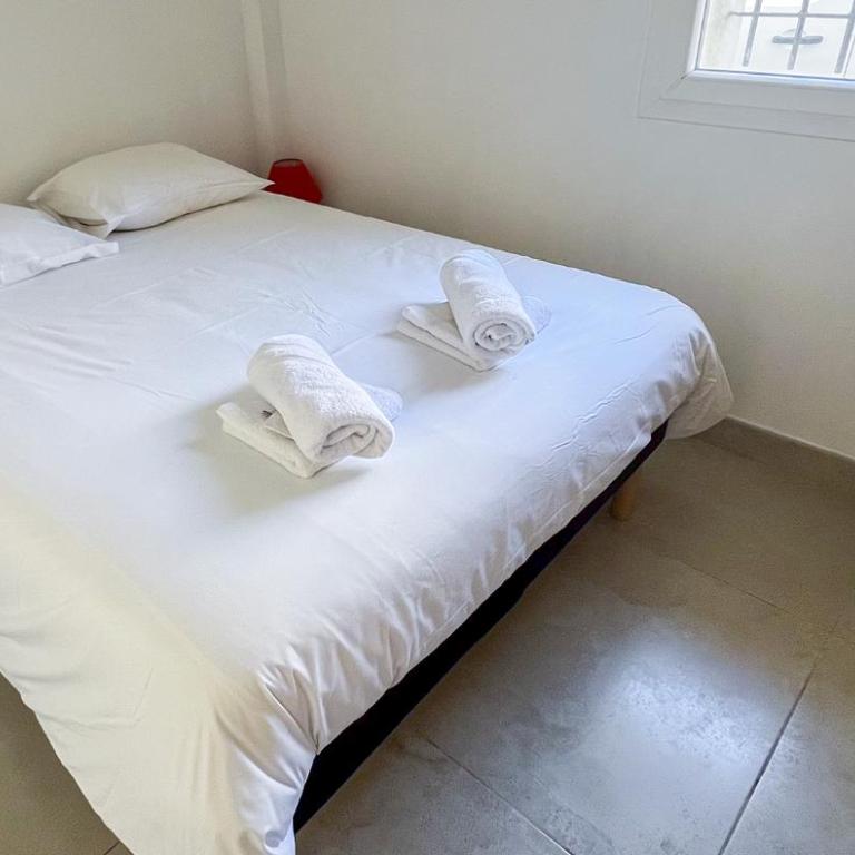 AC - Parking included - Near the city wall - Maison 2 Chambres - 28