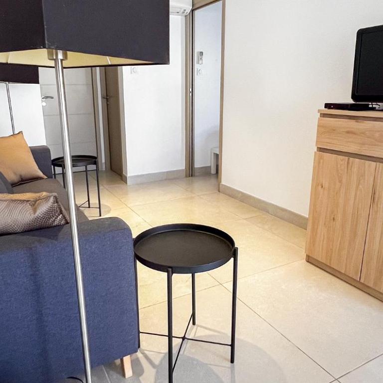 AC - Parking included - Near the city wall - Maison 2 Chambres - 8
