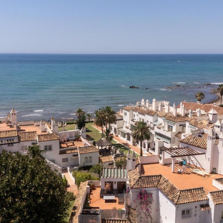 Playa Lucera - Front Line Beach Apartment - Apartment - 26