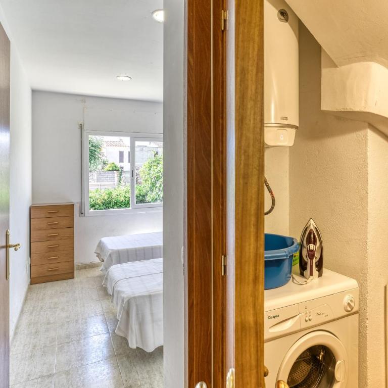 Casa con piscina comunitaria - Maison de Vacances - 23