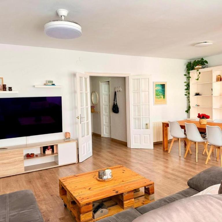 Pis gran i reformat per 4 persones - Appartement 2 Chambres - 1