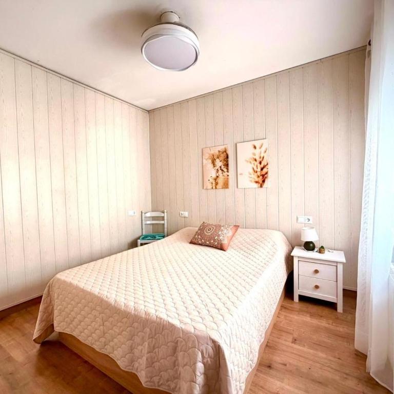 Pis gran i reformat per 4 persones - Appartement 2 Chambres - 11