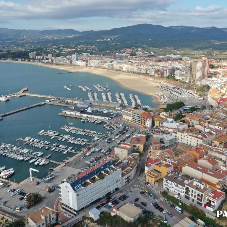 Pis gran i reformat per 4 persones - Appartement 2 Chambres - 19