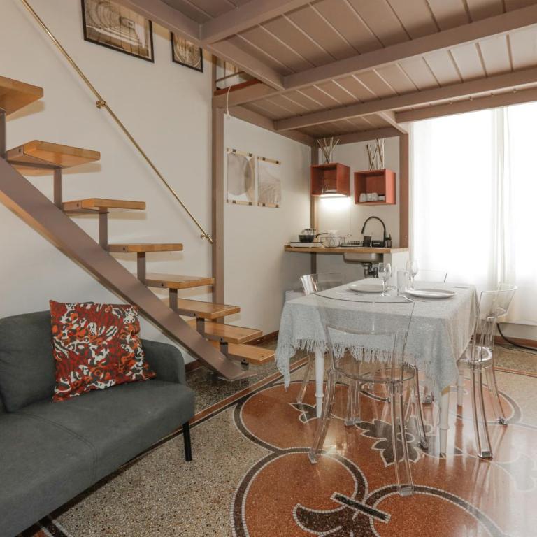 Su 2 piani - 1G Wi-Fi - Self check-in - Netflix - Appartamento con 1 Camera da Letto - 13
