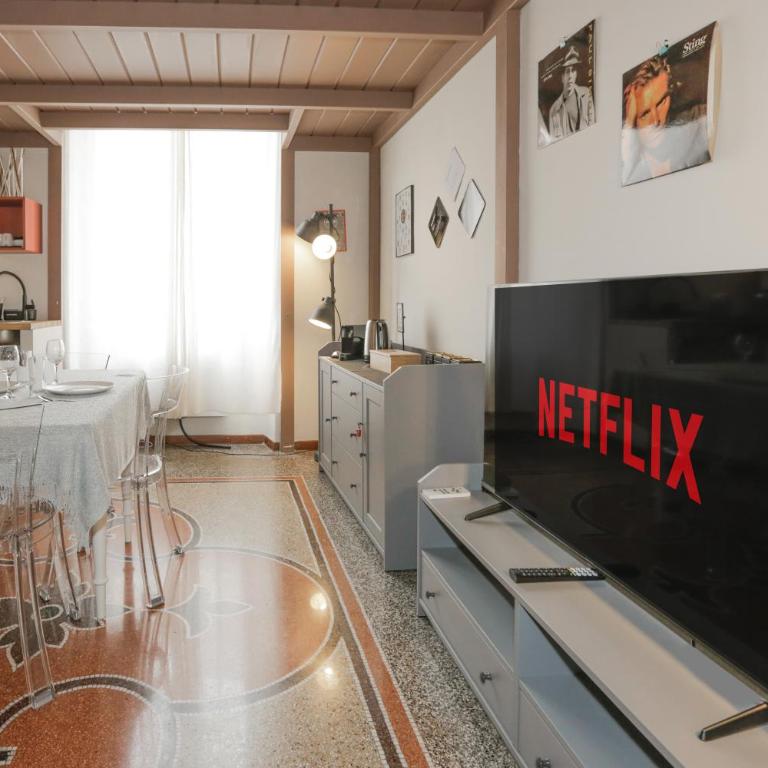 Su 2 piani - 1G Wi-Fi - Self check-in - Netflix - Appartamento con 1 Camera da Letto - 21