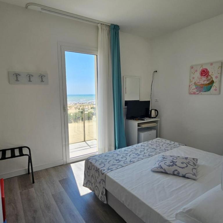 Hotel Linda - Camera Matrimoniale con Vista Mare - 6