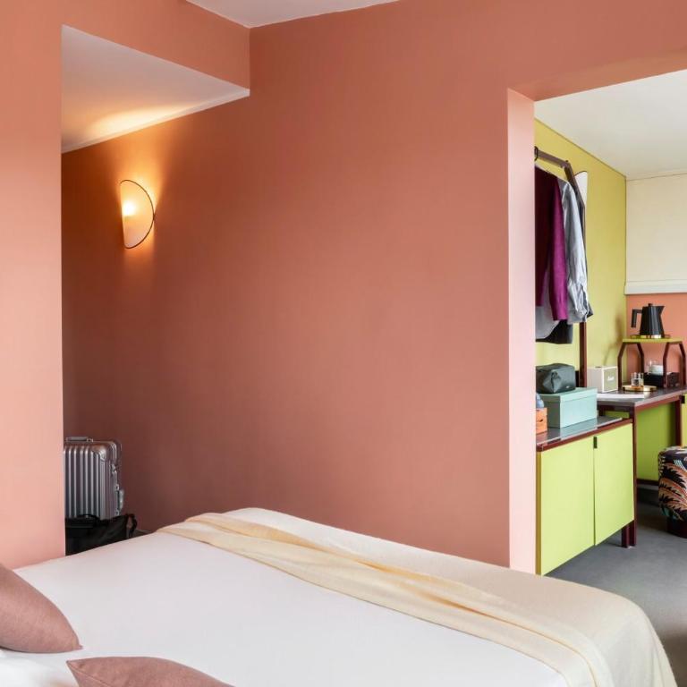 TriplyRooms Collection - Roma Barberini - Economy Doppel-/Zweibettzimmer - 9