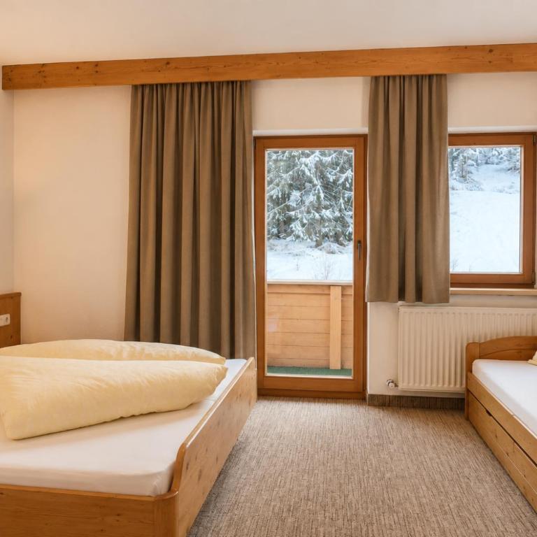 Aparthotel Iris - inklusive Wildschönau Premium Card - Familienzimmer mit Balkon - 2