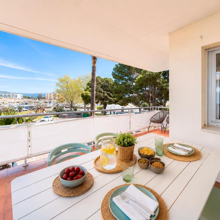 Vista Roses Mar - Apartamento con piscina II - Apartment mit 2 Schlafzimmern und Terrasse - 1