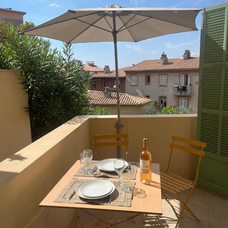Lovely apartment in Old Town of Nice with terrace and garden - Appartement 2 Chambres - 19