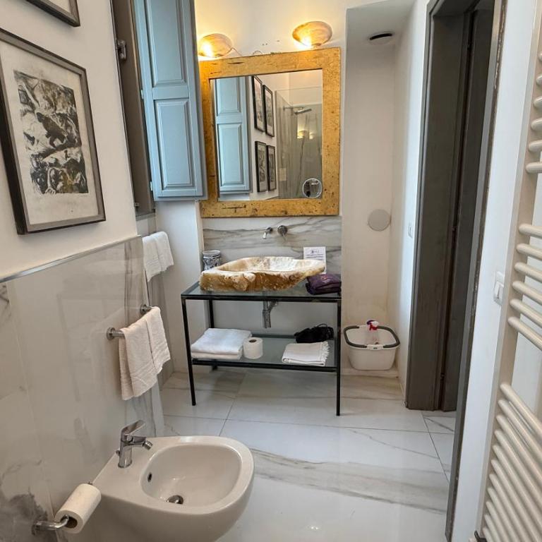 Suite Madrepora Nero Centro Storico Gallipoli - Deluxe King Suite - 15