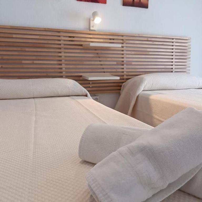 Apartamento Garcia lorca,solo familia y parejas - Appartement 2 Pièces - 17