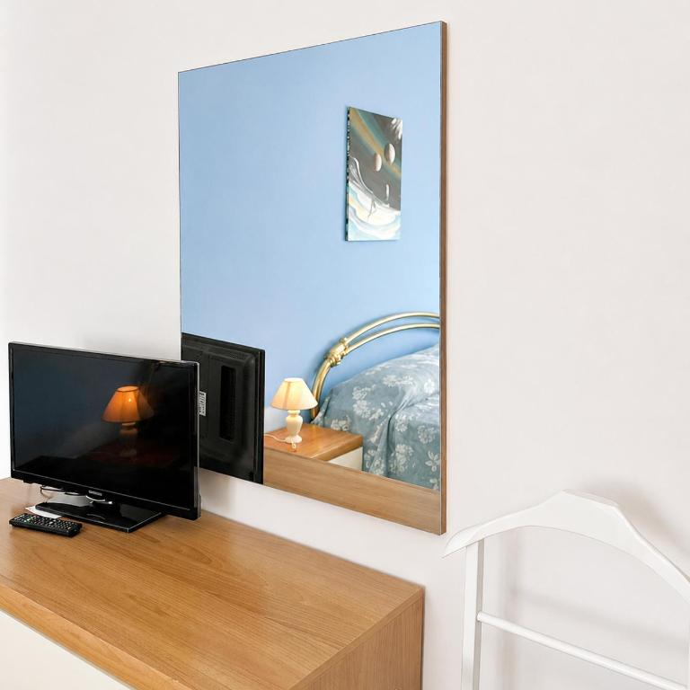 Hostdomus - Leo's House - Two-Bedroom Apartment - 11