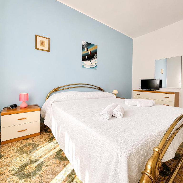 Hostdomus - Leo's House - Two-Bedroom Apartment - 6