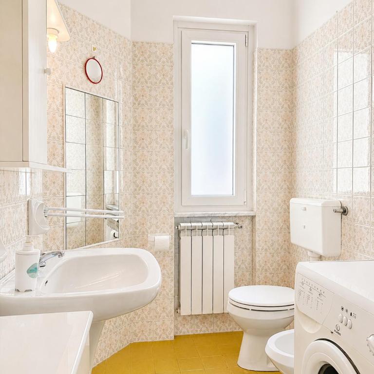 Hostdomus - Leo's House - Two-Bedroom Apartment - 15