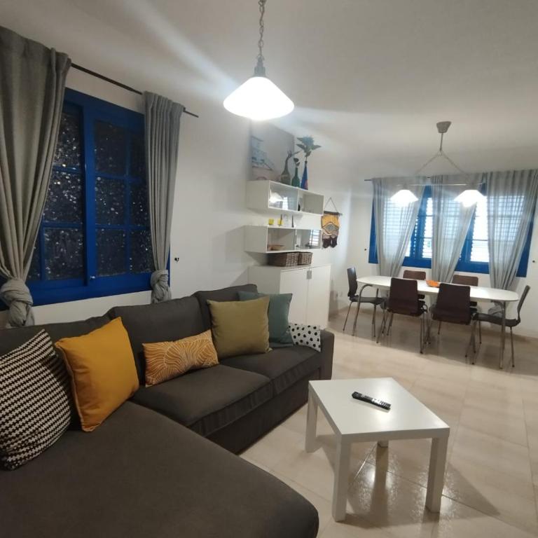 Villa Etxetxo - Two-Bedroom House - 16