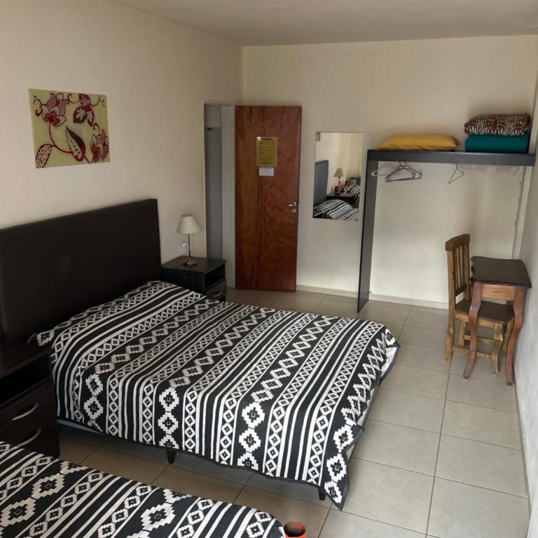 Hotel Gala - Habitación Triple - 1